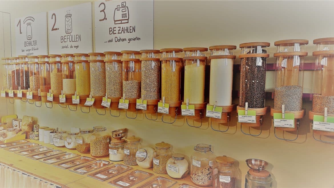 Plastikfreie Produkte im Unverpackt-Laden von Corinna Amann